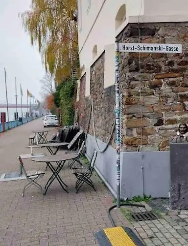 Daire Am Rhein Ganze Netflix Internet 1000 Mbits, Free Parking