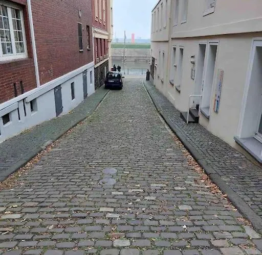 Daire Am Rhein Ganze Netflix Internet 1000 Mbits, Free Parking *